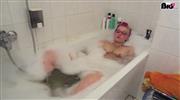 Thessasweet – In der Badewanne viel Spass gehabt.