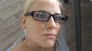 Lara-CumKitten – Chef hat mich im Büro benutzt und auf Brille gespritzt