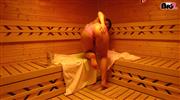 Sexy-Traum – Laura in der Sauna